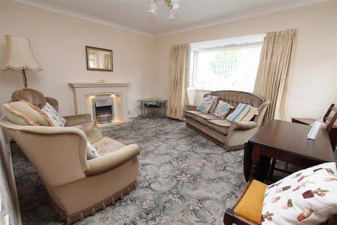 2 bedroom semi-detached bungalow for sale, Kings Road, Wrose