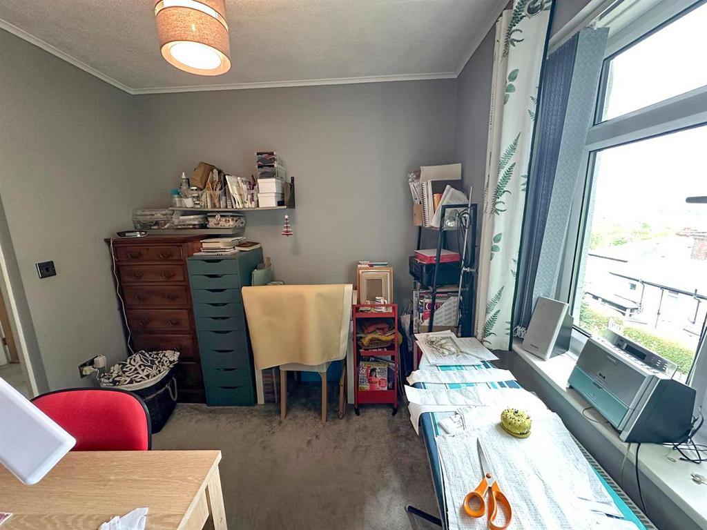 3 bed semi-detached property, Utley
