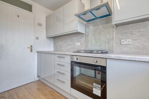 2 bedroom flat for sale, Abbotts Place, CM2