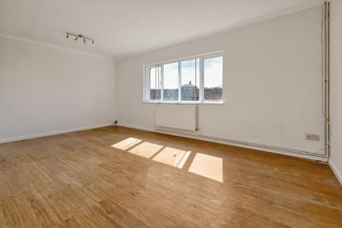 2 bedroom flat for sale, Abbotts Place, CM2
