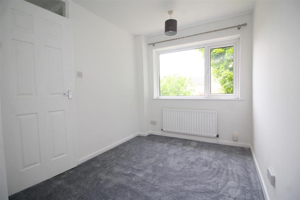 Bedroom 2 .JPG