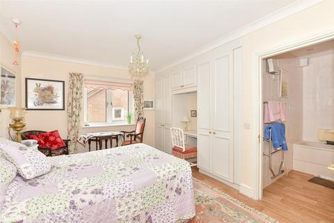 2 bedroom flat for sale, Alma Road, Reigate, Surrey