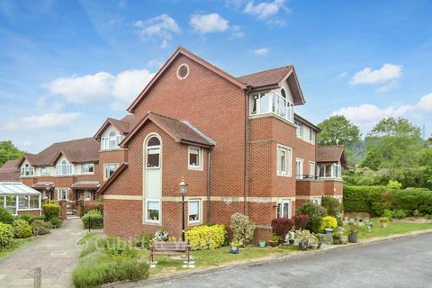 undefined, Ashfields, Reigate RH2