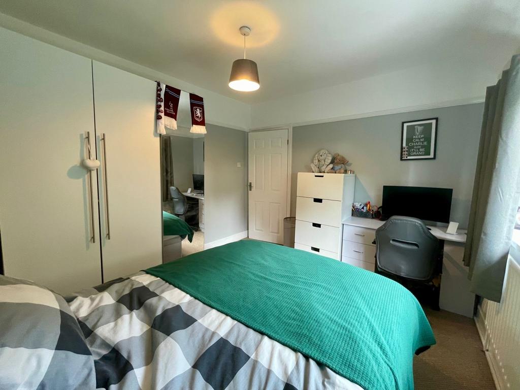 Bedroom.3