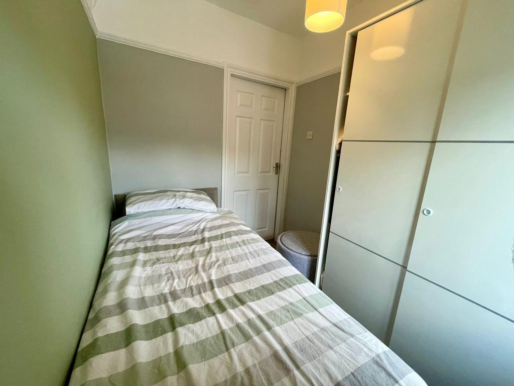 Bedroom.6