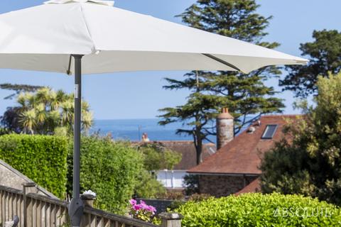 4 bedroom detached house for sale, Monterey Close, Torquay, TQ2