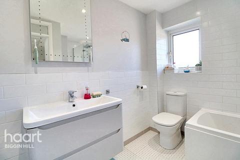 14 Treebourne Road, Biggin Hill, Westerham, TN16 3QW