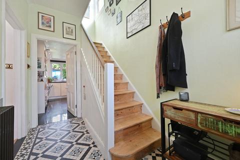 32 Polsted Road, London, SE6 4YQ