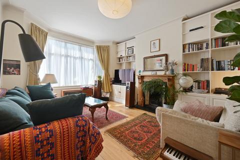 32 Polsted Road, London, SE6 4YQ