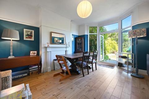 32 Polsted Road, London, SE6 4YQ