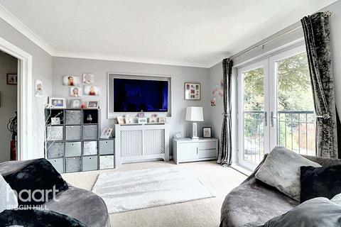 6 Nightingale Close, Biggin Hill, Westerham, TN16 3LW