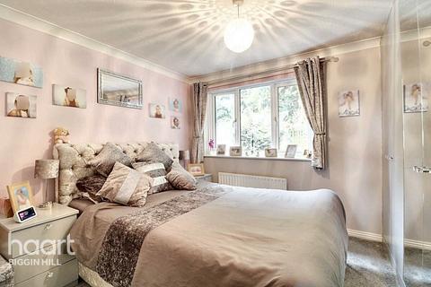 6 Nightingale Close, Biggin Hill, Westerham, TN16 3LW