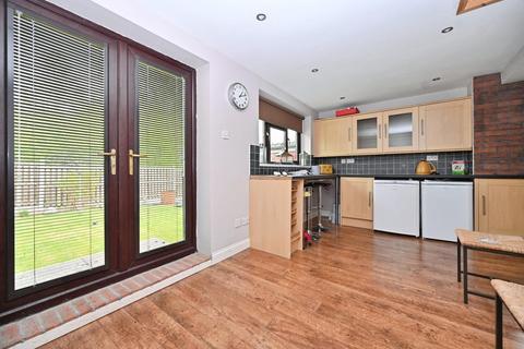 3 bedroom semi-detached house for sale, Church Street, Yeadon, Leeds