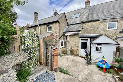 3 bedroom terraced house for sale, Ermin Street, Swindon SN3