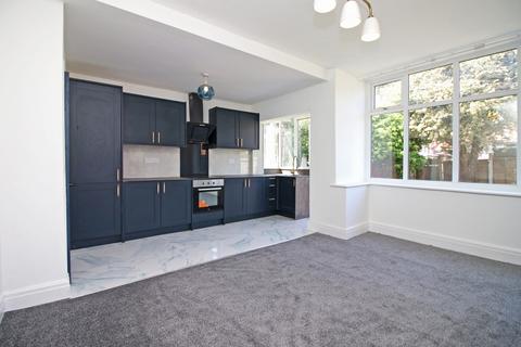 25 Auburn Grove, Blackpool, FY1 5NJ