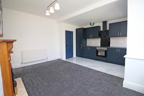 25 Auburn Grove, Blackpool, FY1 5NJ