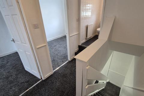 16 Taurus Street, Oldham, OL4 2BN