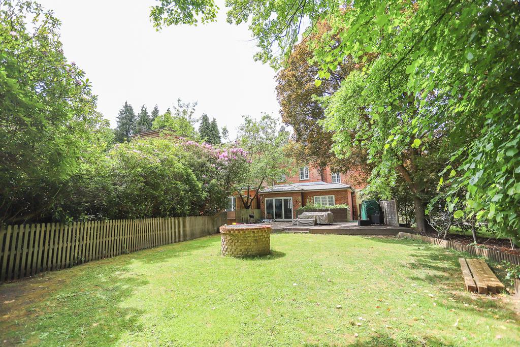Private rear garden