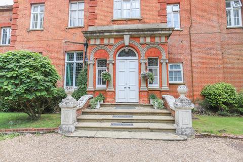 undefined, LAVERSHOTT HALL, WINDLESHAM, SURREY, GU20 6LE