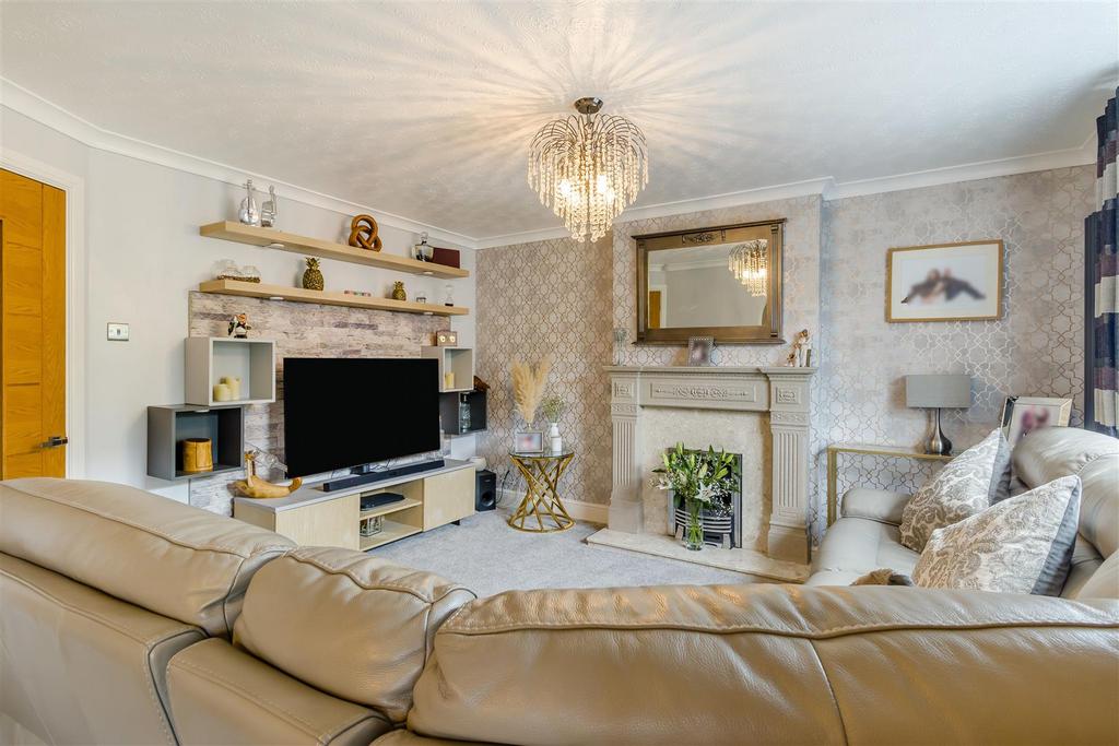 8649440-interior22.jpg