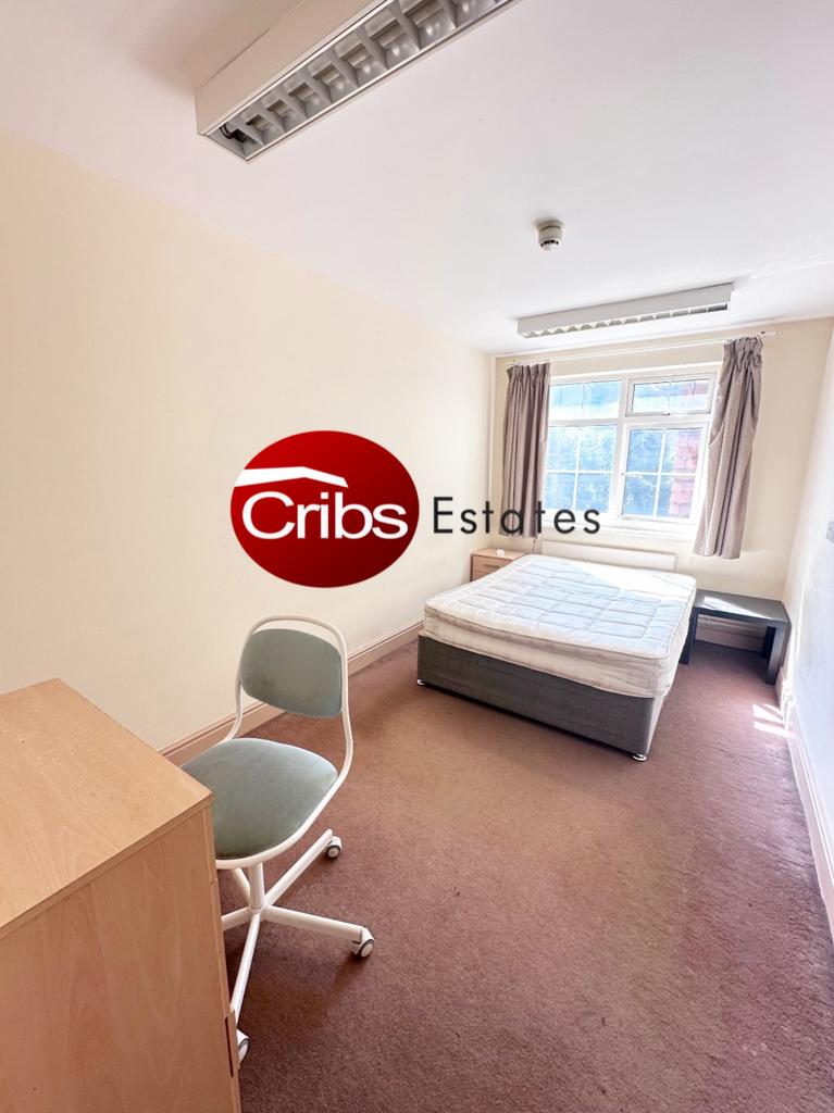 Double Room to Rent for Couples In Kingston Road