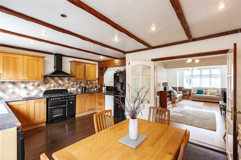 23 Richards Avenue, Romford, RM7 9ES