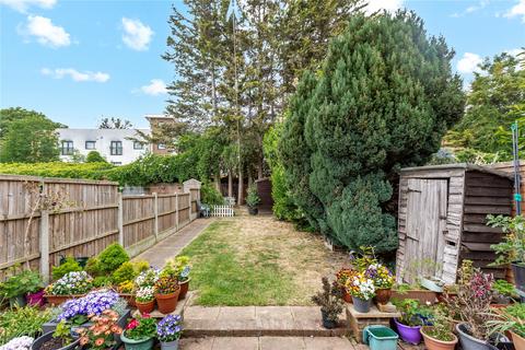 23 Richards Avenue, Romford, RM7 9ES