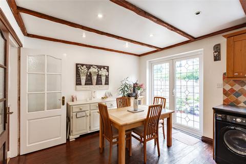 23 Richards Avenue, Romford, RM7 9ES