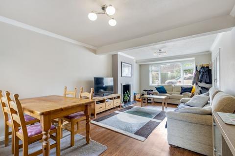 4 bedroom semi-detached house for sale, Thornton Road, Potters Bar, EN6
