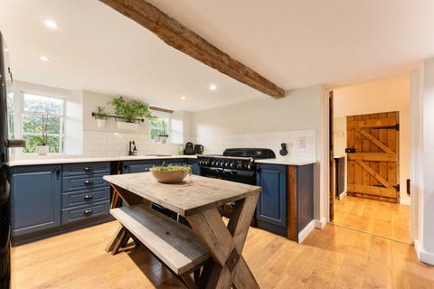 2 bedroom cottage for sale, Warminster BA12