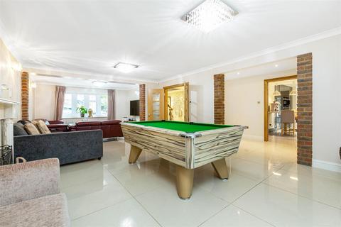 9 bedroom detached house for sale, Parkfield, Chorleywood WD3