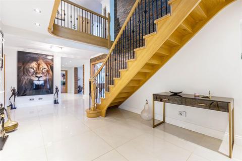 9 bedroom detached house for sale, Parkfield, Chorleywood WD3