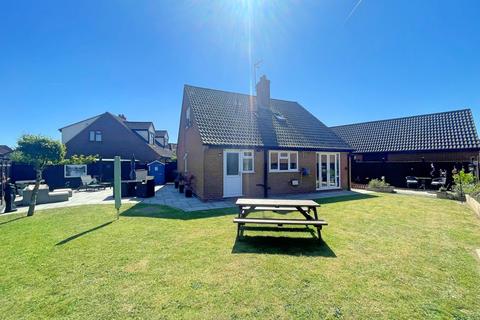 4 bedroom property for sale, Rosemary Crescent, Tiptree, Colchester, CO5