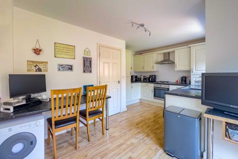 3 bedroom townhouse for sale, Prospect Court, Batley