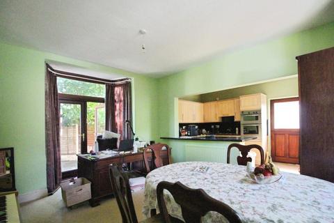 21 Chretien Road, Manchester, M22 4ES