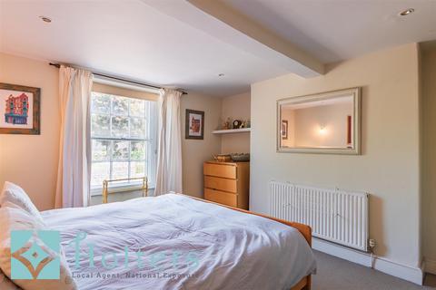4 Bridge Street, Hay On Wye, Hereford, HR3 5DE