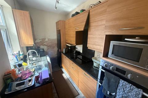 3 bedroom terraced house for sale, Russell Street, York