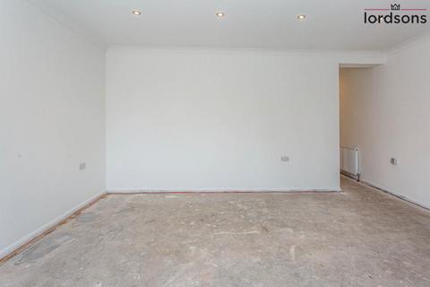 undefined, Southchurch Avenue, Southend-On-Sea, Essex, SS1 2EY