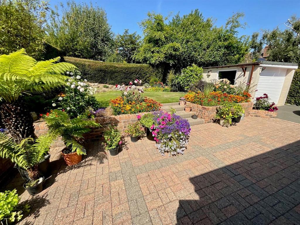 Garden.jpg