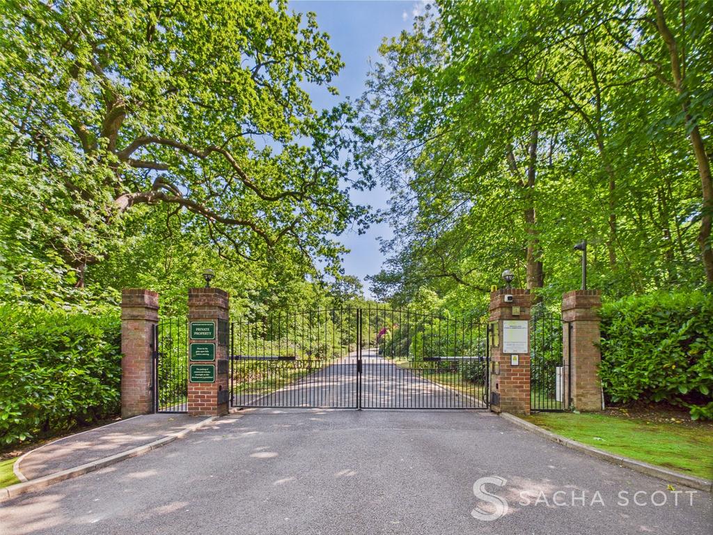 Private Gated Entry