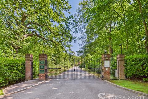 Elizabeth Drive, Elizabeth House Elizabeth Drive, SM7
