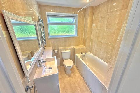 3 Alder Close, Trowbridge, BA14 0JJ