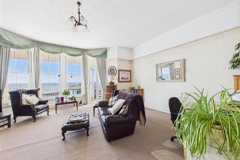 2 bedroom apartment for sale, Esplanade, Porthcawl CF36