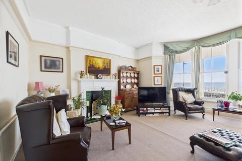 2 bedroom apartment for sale, Esplanade, Porthcawl CF36