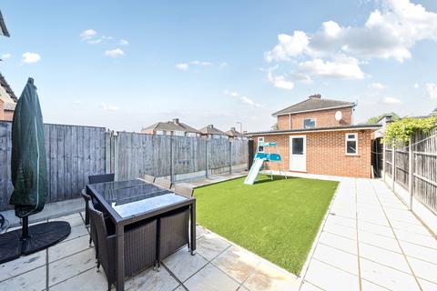 17 Waltham Drive, Edgware, HA8 5PG