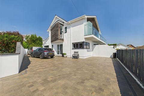 undefined, Arosfa Avenue, Porthcawl CF36