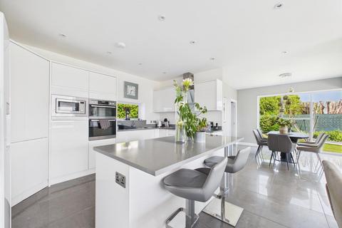 undefined, Arosfa Avenue, Porthcawl CF36