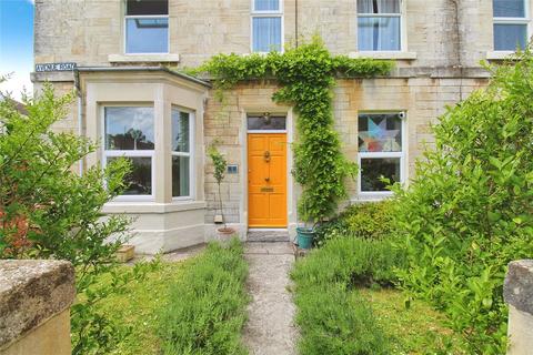 1 Avenue Road, Trowbridge, BA14 0AQ