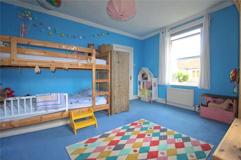 1 Avenue Road, Trowbridge, BA14 0AQ