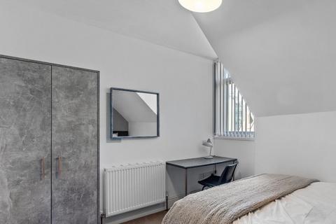 13 bedroom house to rent, Queen Anne Terrace, Plymouth PL4